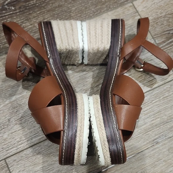 EUC Deltan Contempory Brown Leather Clog Block Heel Buckle Sandals Quiet Lux 8 - Picture 8 of 11